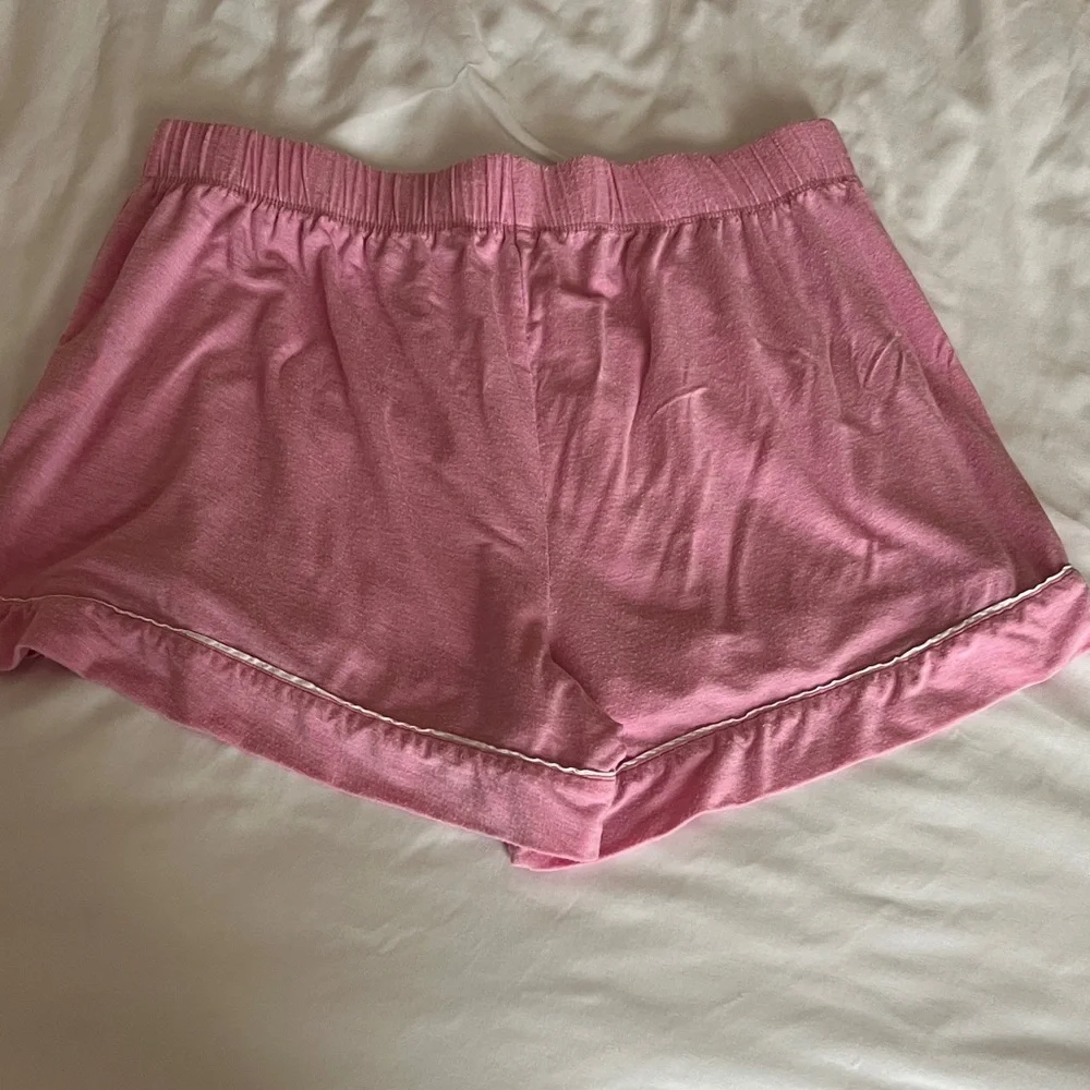 Victoria’s Secret Pajama Set Button Down Top Shorts XS pink